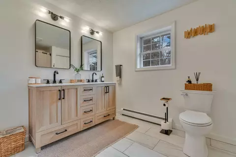 Bath - 360 River Rd, Standish, ME 04084 photo 3 of 4