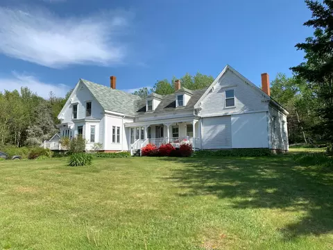 178 Huddle Rd, New Harbor, ME 04554