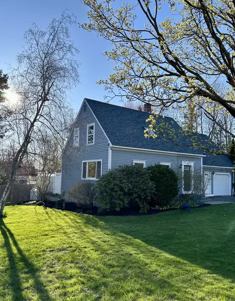 84 Bramblewood Dr, Portland, ME 04103