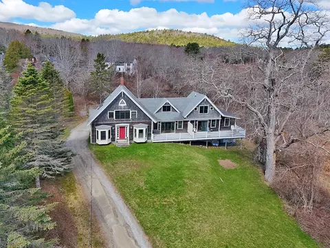 11 Overlook Rd, Lincolnville, ME 04849
