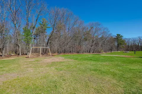 Exterior - 31 Sid Hall Dr, North Berwick, ME 03906 photo 6 of 7