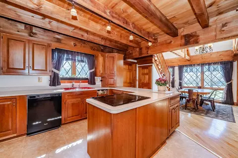 Kitchen - 31 Sid Hall Dr, North Berwick, ME 03906 photo 2 of 4