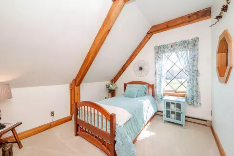 Bedroom - 31 Sid Hall Dr, North Berwick, ME 03906 photo 4 of 9