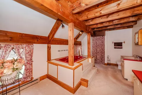 Bath - 31 Sid Hall Dr, North Berwick, ME 03906 photo 1 of 5