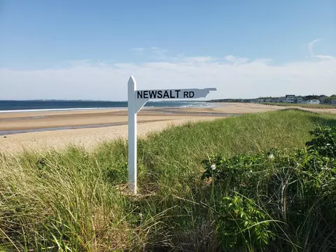 18 New Salt Rd, Old Orchard Beach, ME 04064