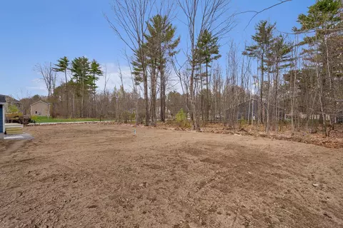 Exterior - 9 Dusty Rhoades Ln, Windham, ME 04062 photo 6 of 9