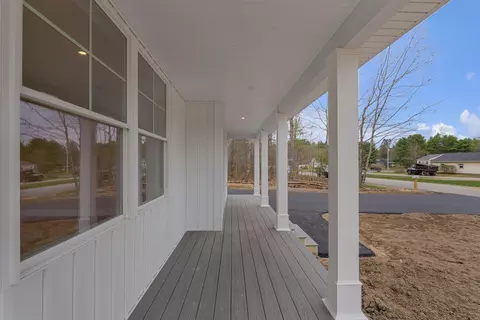 Exterior - 9 Dusty Rhoades Ln, Windham, ME 04062 photo 3 of 9