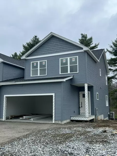 42 Hogan Cir #6, Westbrook, ME 04092