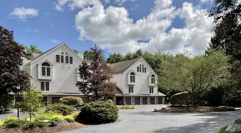 2 Schooner Ridge Rd #11, Bath, ME 04530