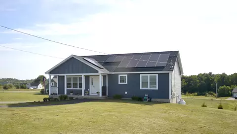 879 Blackstream Rd, Hermon, ME 04401