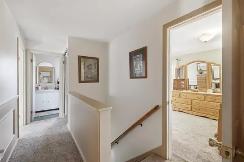 Entry Way - 3 Mathews Ave, Bath, ME 04530 photo 2 of 2