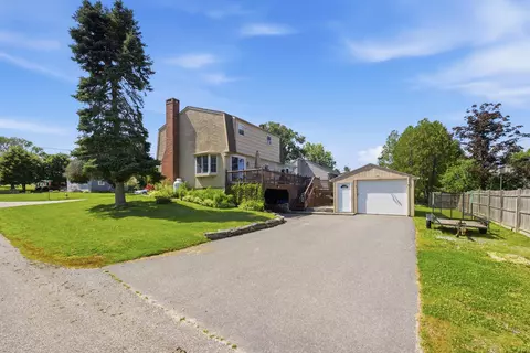 Exterior - 3 Mathews Ave, Bath, ME 04530 photo 6 of 11