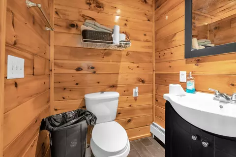 Bath - 32 Smith Ln, Levant, ME 04456 photo 2 of 3