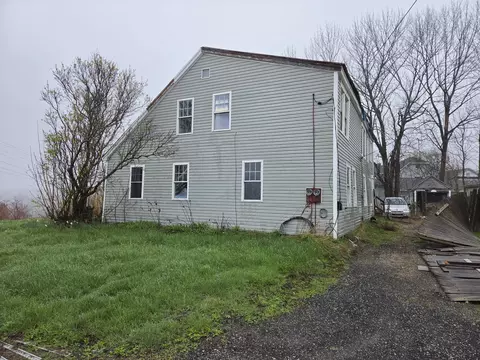 23 Gray Ave, Saco, ME 04072