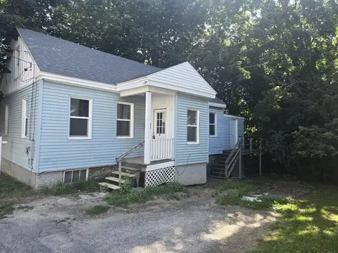18 Boynton St, Bangor, ME 04401
