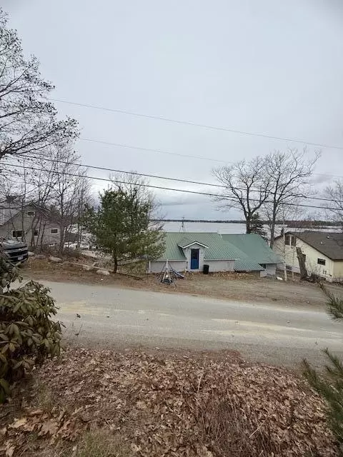 99 Sandy Beach Rd, Glenburn, ME 04401
