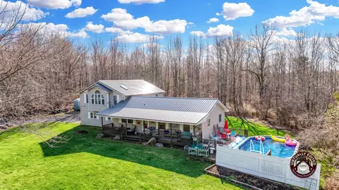 43 Peaslee Rd, Pittston, ME 04345