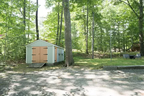 Exterior - 25 Sawmill Ln, Ogunquit, ME 03907 photo 4 of 4