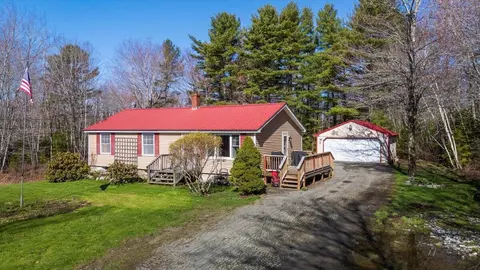 498 Cushing Rd, Cushing, ME 04563