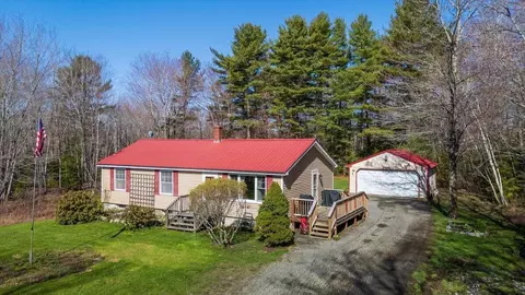 498 Cushing Rd, Cushing, ME 04563