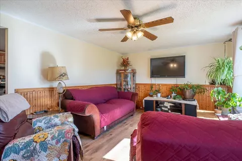 Living - 498 Cushing Rd, Cushing, ME 04563 photo 3 of 3