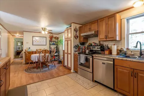 Entry Way - 498 Cushing Rd, Cushing, ME 04563 photo 1 of 1