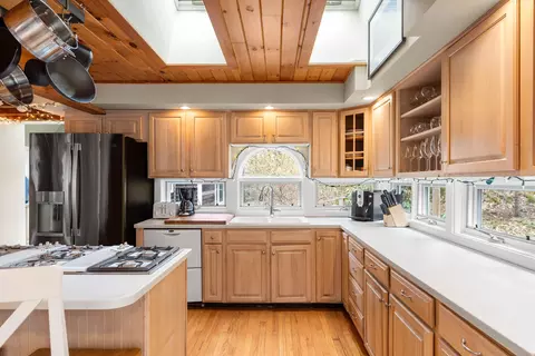 Kitchen - 54 Stonetree Rd, Arrowsic, ME 04530 photo 2 of 5