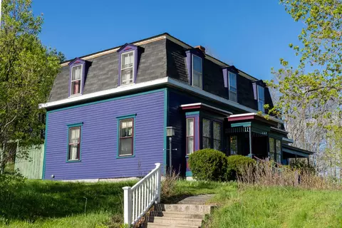 487 Hollis Rd, Hollis, ME 04042