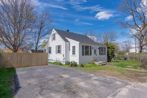 711 Highland Ave, South Portland, ME 04106
