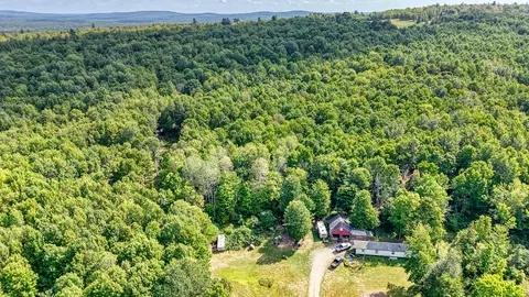 000 E Ridge Rd, Cornville, ME 04976