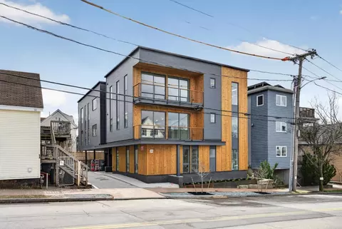 58 Cumberland Ave #4, Portland, ME 04101