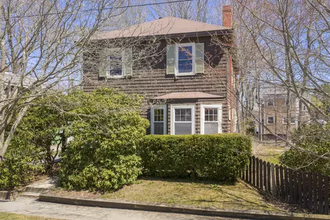 192 Harriet St, South Portland, ME 04106