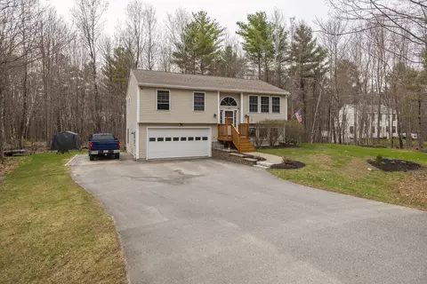 189 Autumn Dr, Poland, ME 04274