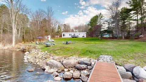 23 Little Cobbossee Ave, Winthrop, ME 04364