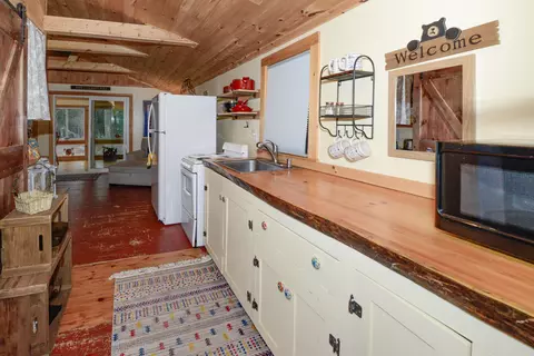 Kitchen - 26 Dragon Back Rd, Naples, ME 04055 photo 1 of 4