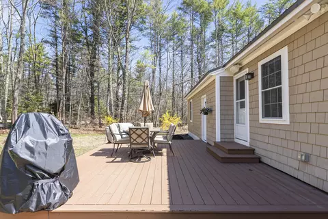Exterior - 10 Standish Neck Rd, Gorham, ME 04038 photo 4 of 15