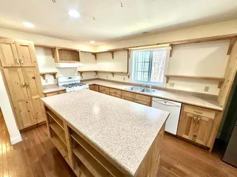 Kitchen - 6 Eisenhower Ct, Naples, ME 04055 photo 1 of 6