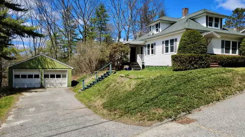 7 Bennett Ave, Auburn, ME 04210