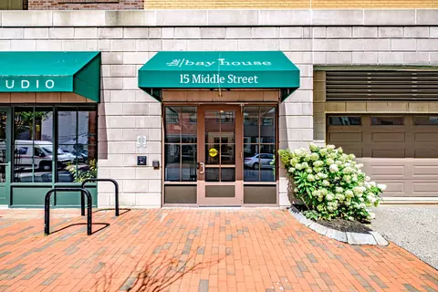 15 Middle St #403, Portland, ME 04101