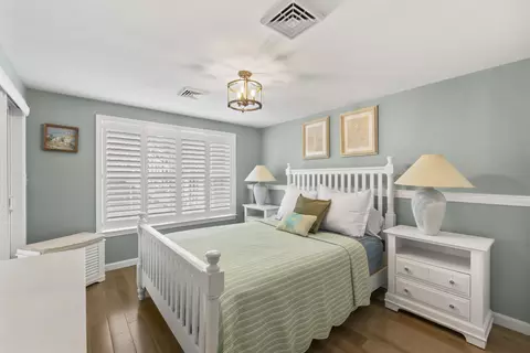 Bedroom - 1307 Deer Run, Casco, ME 04015 photo 5 of 7