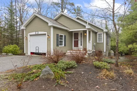 1307 Deer Run, Casco, ME 04015