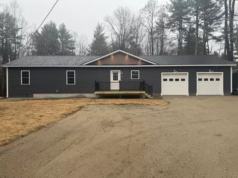 420 Foss Rd, Limerick, ME 04048