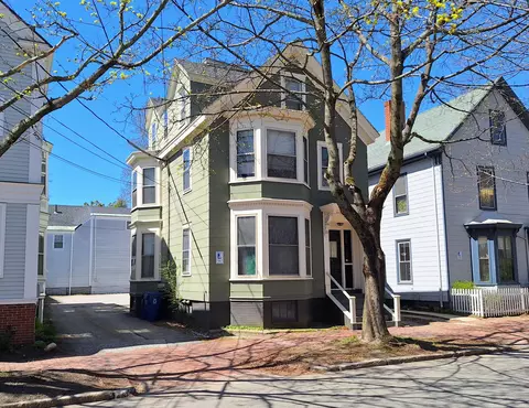 94 Emery St, Portland, ME 04102