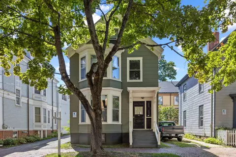 94 Emery St, Portland, ME 04102