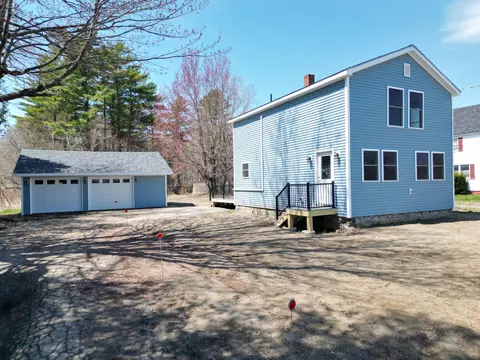 38 River Rd, Howland, ME 04448