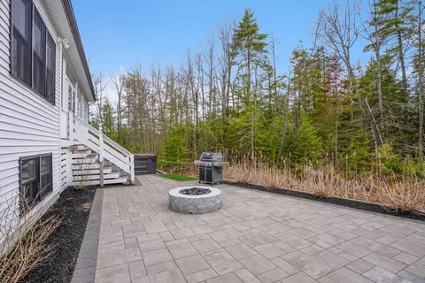 Exterior - 32 Spiller Rd, Gorham, ME 04038 photo 7 of 8