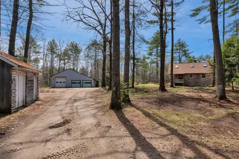 52 Ripley Hill Rd, Sabattus, ME 04280