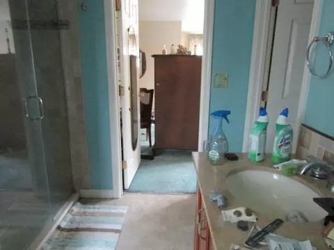 Bath - 530 River Rd, Woolwich, ME 04579 photo 6 of 9