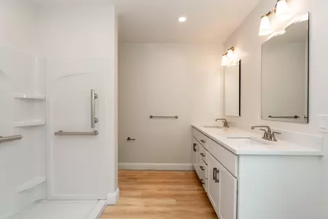 Bath - 14 Daybreak Ln #15, Windham, ME 04062 photo 2 of 2