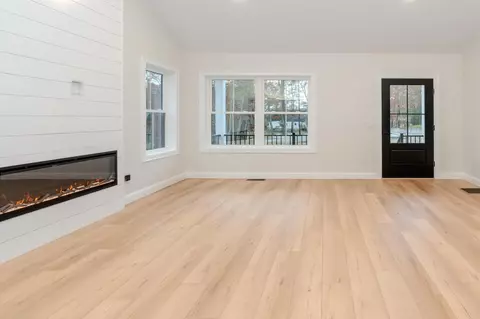 14 Daybreak Ln #15, Windham, ME 04062
